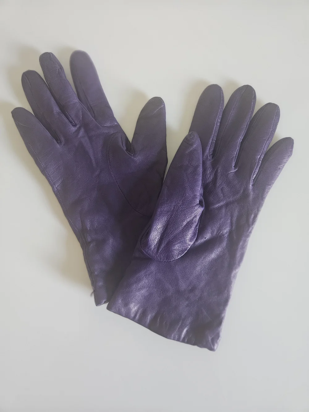 Purple Leather Women’s Gloves